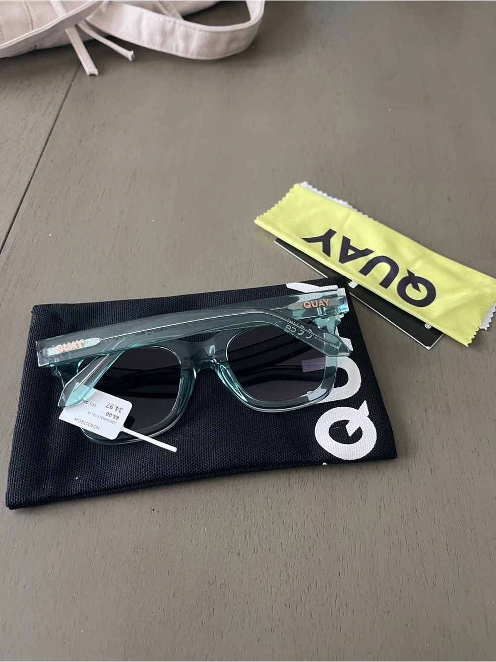 Quay Australia brand new